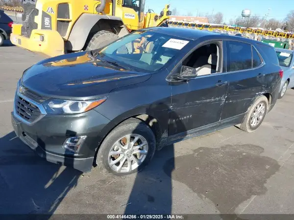 2GNAXJEV4J6127571 2018 CHEVROLET EQUINOX - Image 2
