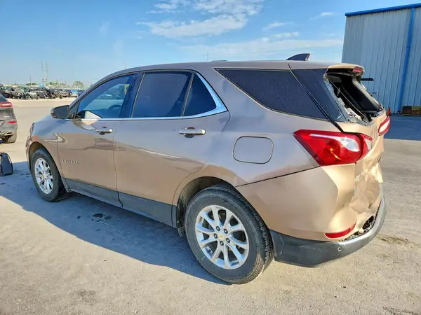 2GNAXJEV4J6162207 2018 CHEVROLET EQUINOX - Image 2