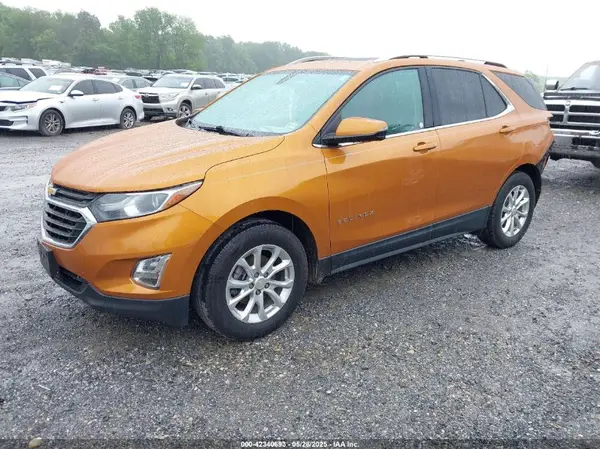 2GNAXJEV4J6177886 2018 CHEVROLET EQUINOX - Image 2