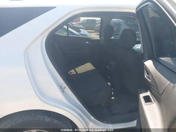 2GNAXJEV4J6179475 2018 CHEVROLET EQUINOX - Image 8