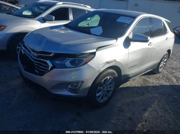 2GNAXJEV4J6193246 2018 CHEVROLET EQUINOX - Image 2