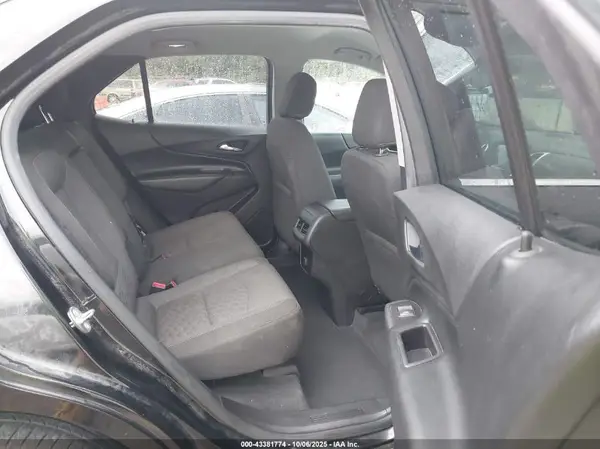 2GNAXJEV4J6197183 2018 CHEVROLET EQUINOX - Image 8