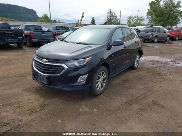 2GNAXJEV4J6203807 2018 CHEVROLET EQUINOX - Image 2