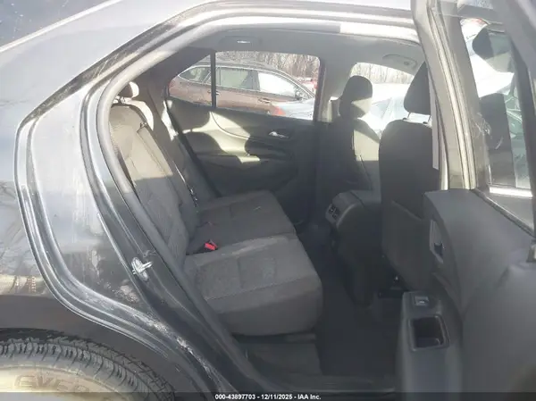2GNAXJEV4J6211437 2018 CHEVROLET EQUINOX - Image 8