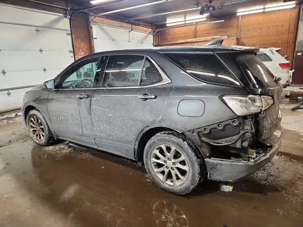 2GNAXJEV4J6216122 2018 CHEVROLET EQUINOX - Image 2
