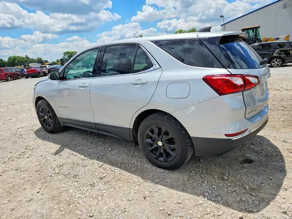 2GNAXJEV4J6233339 2018 CHEVROLET EQUINOX - Image 2
