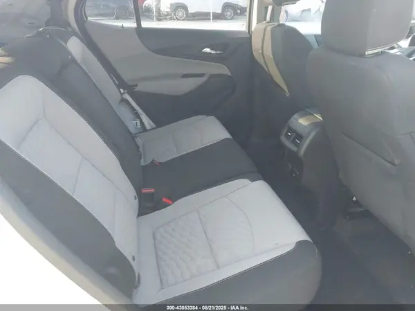 2GNAXJEV4J6236340 2018 CHEVROLET EQUINOX - Image 8