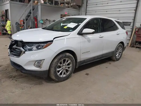 2GNAXJEV4J6238430 2018 CHEVROLET EQUINOX - Image 2