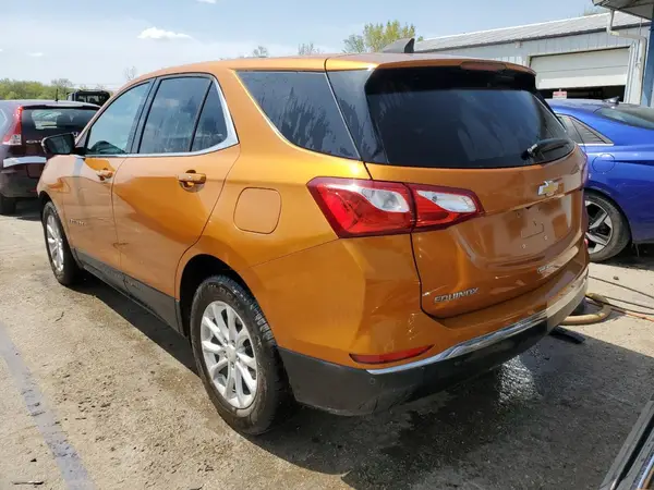 2GNAXJEV4J6239156 2018 CHEVROLET EQUINOX - Image 2