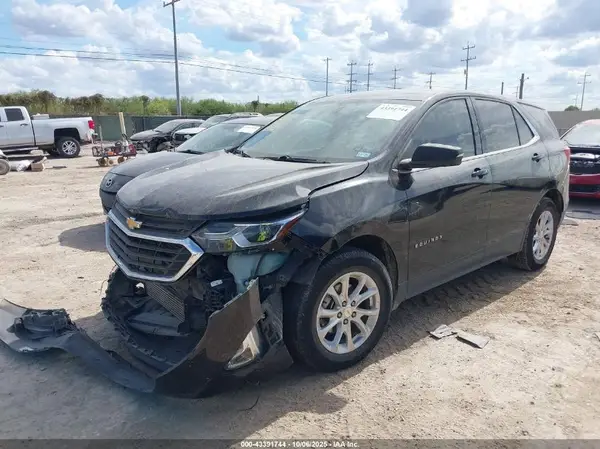 2GNAXJEV4J6240873 2018 CHEVROLET EQUINOX - Image 2