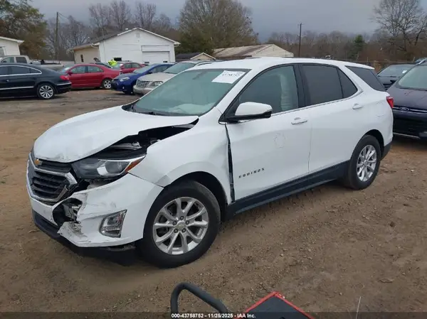 2GNAXJEV4J6243739 2018 CHEVROLET EQUINOX - Image 2