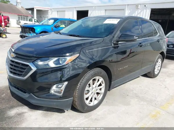 2GNAXJEV4J6243840 2018 CHEVROLET EQUINOX - Image 2