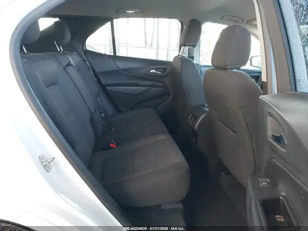 2GNAXJEV4J6265806 2018 CHEVROLET EQUINOX - Image 8