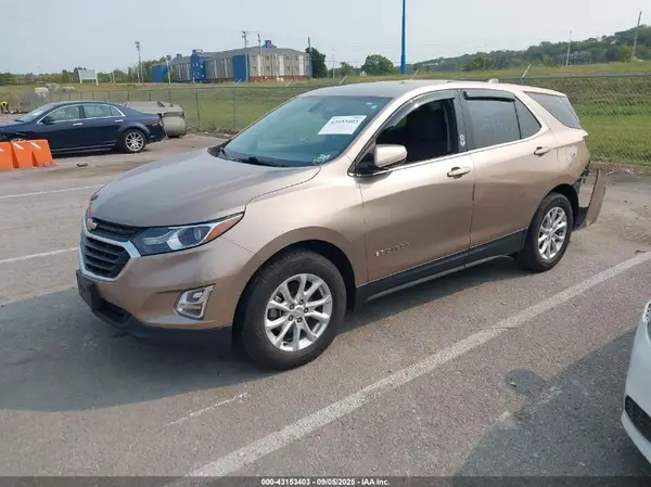 2GNAXJEV4J6266972 2018 CHEVROLET EQUINOX - Image 2