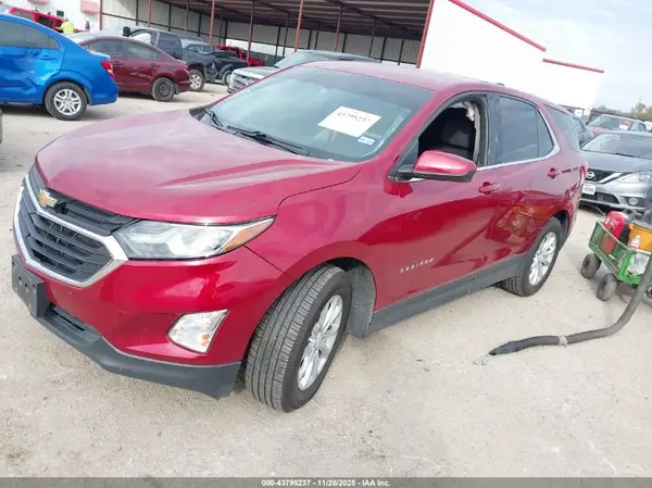 2GNAXJEV4J6268415 2018 CHEVROLET EQUINOX - Image 2