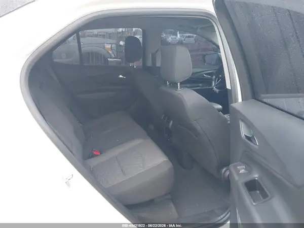 2GNAXJEV4J6274375 2018 CHEVROLET EQUINOX - Image 8