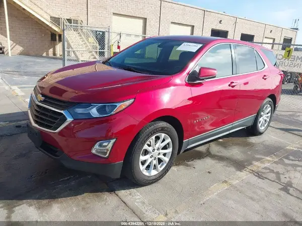 2GNAXJEV4J6308332 2018 CHEVROLET EQUINOX - Image 2