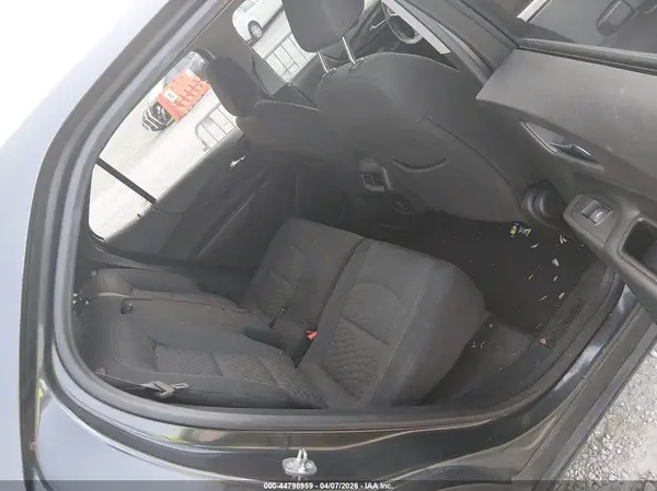 2GNAXJEV4J6315295 2018 CHEVROLET EQUINOX - Image 8