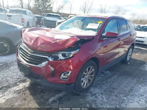 2GNAXJEV4J6331979 2018 CHEVROLET EQUINOX - Image 2