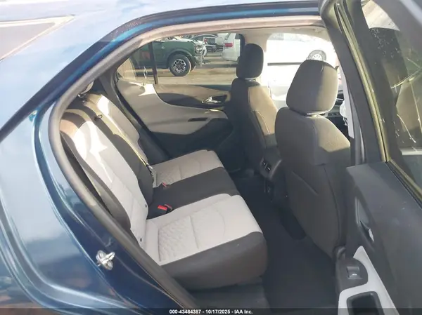 2GNAXJEV4K6152617 2019 CHEVROLET EQUINOX - Image 8