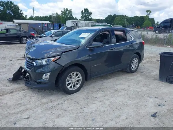 2GNAXJEV4K6284003 2019 CHEVROLET EQUINOX - Image 2