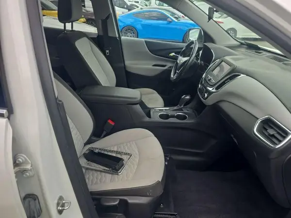 2GNAXJEV4L6247132 2020 CHEVROLET EQUINOX - Image 2