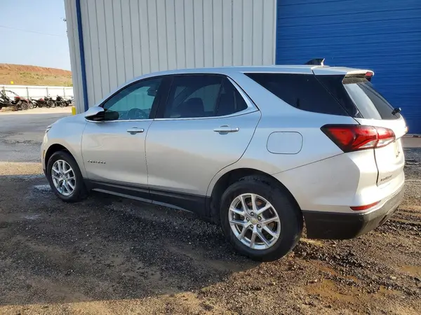 2GNAXJEV4N6138947 2022 CHEVROLET EQUINOX - Image 2
