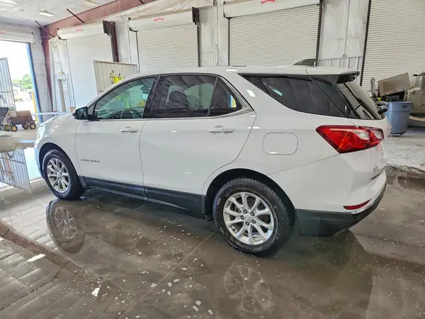 2GNAXJEV5J6107409 2018 CHEVROLET EQUINOX - Image 2