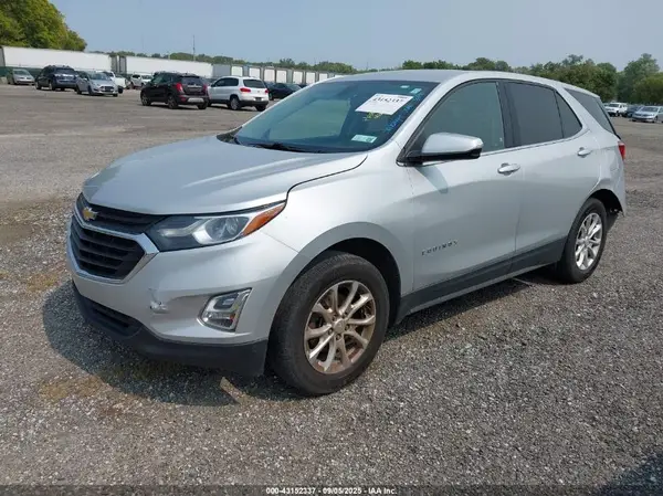 2GNAXJEV5J6112108 2018 CHEVROLET EQUINOX - Image 2