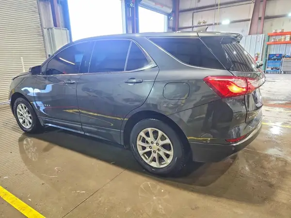 2GNAXJEV5J6130477 2018 CHEVROLET EQUINOX - Image 2