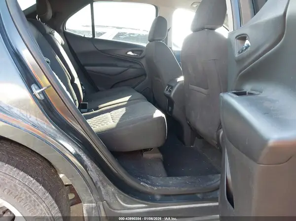 2GNAXJEV5J6132374 2018 CHEVROLET EQUINOX - Image 8