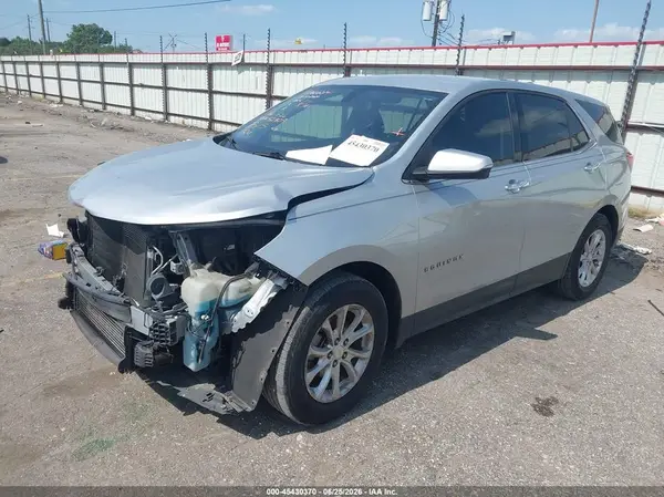 2GNAXJEV5J6157226 2018 CHEVROLET EQUINOX - Image 2