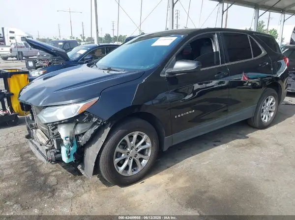 2GNAXJEV5J6194180 2018 CHEVROLET EQUINOX - Image 2