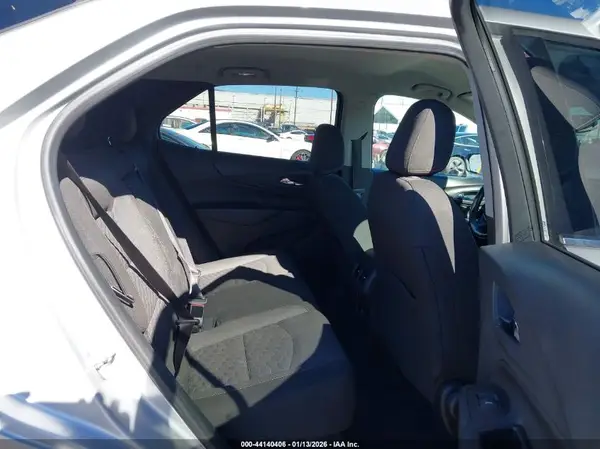 2GNAXJEV5J6233379 2018 CHEVROLET EQUINOX - Image 8