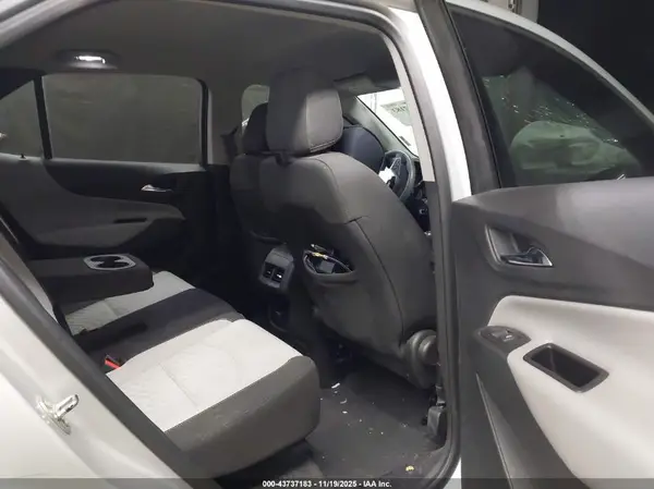 2GNAXJEV5J6235195 2018 CHEVROLET EQUINOX - Image 8