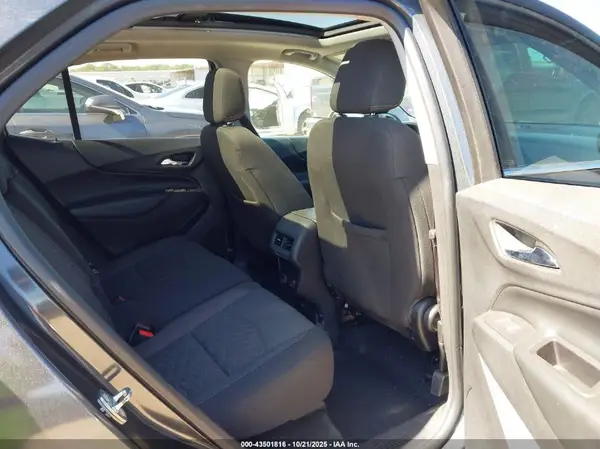 2GNAXJEV5J6238145 2018 CHEVROLET EQUINOX - Image 8