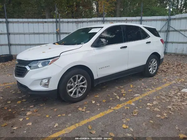 2GNAXJEV5J6255088 2018 CHEVROLET EQUINOX - Image 2
