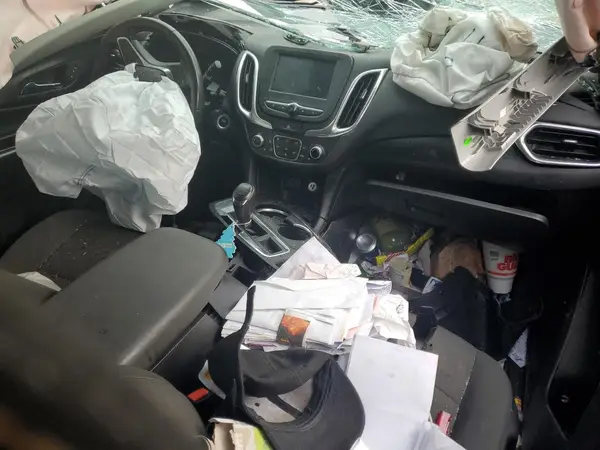 2GNAXJEV5J6260646 2018 CHEVROLET EQUINOX - Image 8