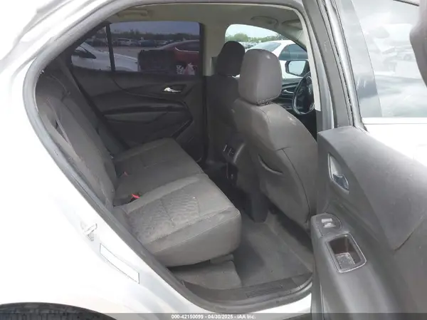 2GNAXJEV5J6269637 2018 CHEVROLET EQUINOX - Image 8