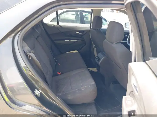 2GNAXJEV5J6282470 2018 CHEVROLET EQUINOX - Image 8
