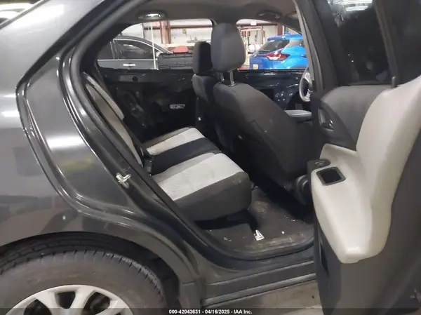 2GNAXJEV5J6286888 2018 CHEVROLET EQUINOX - Image 8