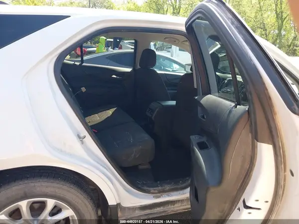 2GNAXJEV5J6310672 2018 CHEVROLET EQUINOX - Image 8