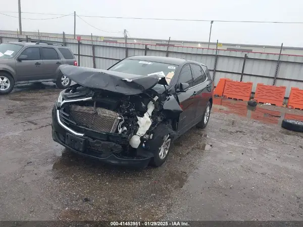 2GNAXJEV5J6328167 2018 CHEVROLET EQUINOX - Image 2