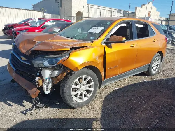 2GNAXJEV5J6330971 2018 CHEVROLET EQUINOX - Image 2