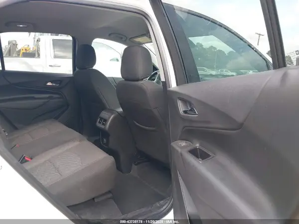 2GNAXJEV5J6337757 2018 CHEVROLET EQUINOX - Image 8
