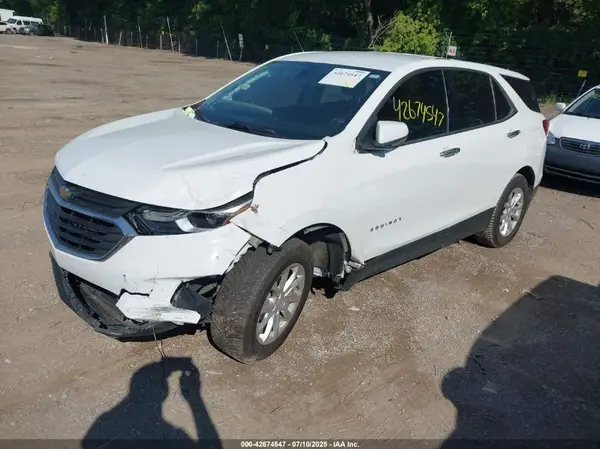 2GNAXJEV5J6350847 2018 CHEVROLET EQUINOX - Image 2