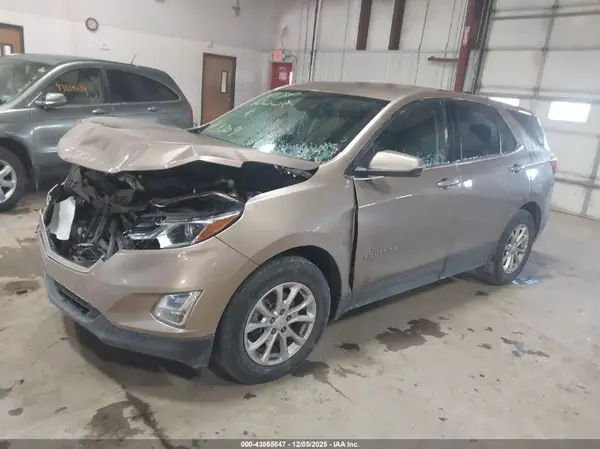 2GNAXJEV5K6264309 2019 CHEVROLET EQUINOX - Image 2