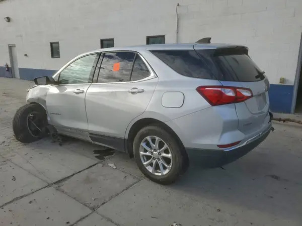 2GNAXJEV5L6260052 2020 CHEVROLET EQUINOX - Image 2