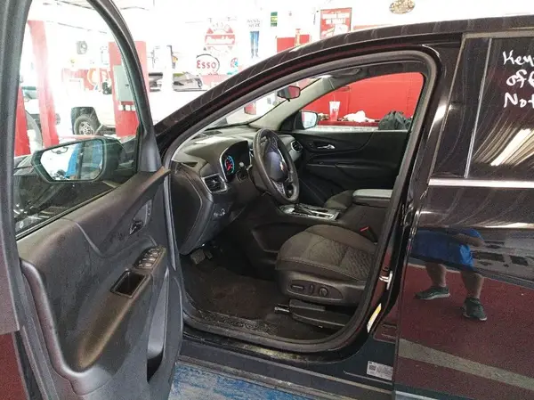 2GNAXJEV5L6261332 2020 CHEVROLET EQUINOX - Image 1