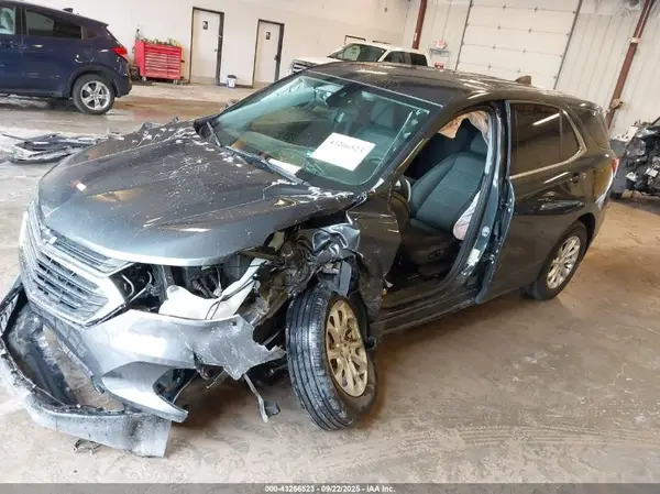2GNAXJEV5L6269561 2020 CHEVROLET EQUINOX - Image 2
